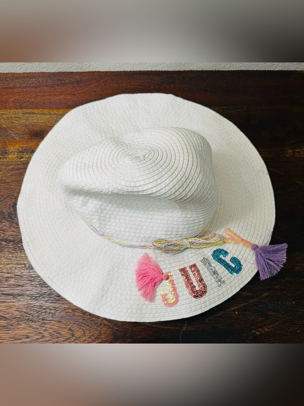 Juicy Couture White Hat with colorful logo kids